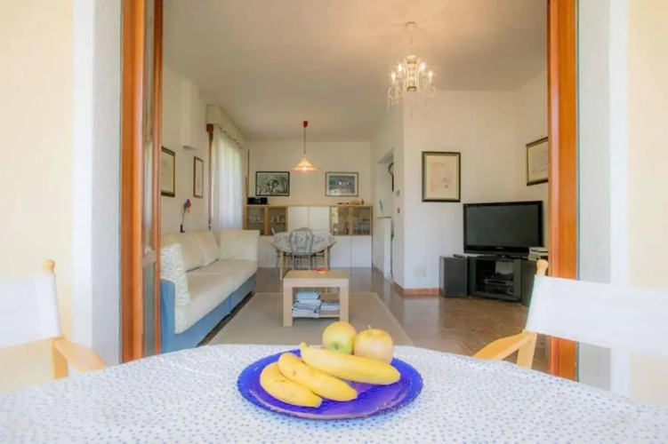 Fabulous Villa in a Peaceful Area - Beahost