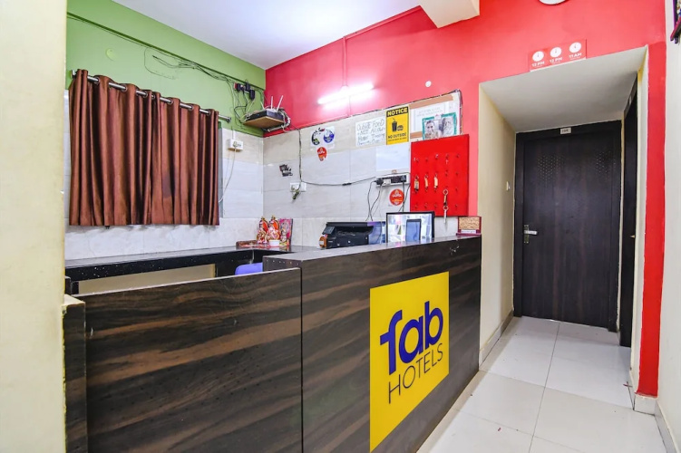 Fabhotel Eco Inn