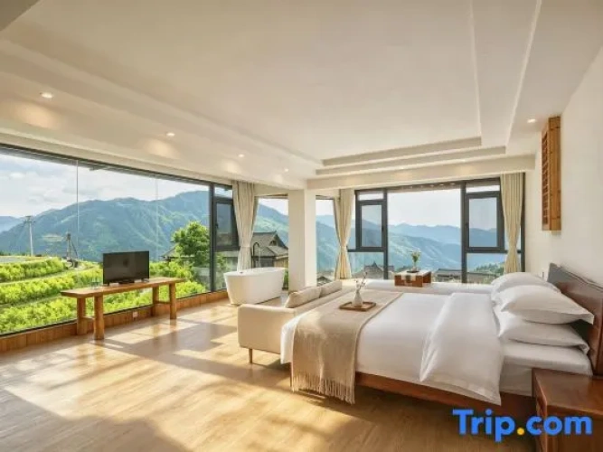 Standard Double room with view