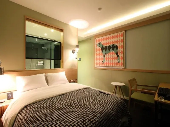 25 Hours Hotel