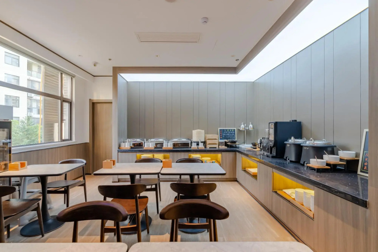 HanTing Hotel (Hefei South Railway Station Wanghu)