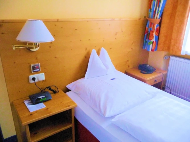 Classic Single room