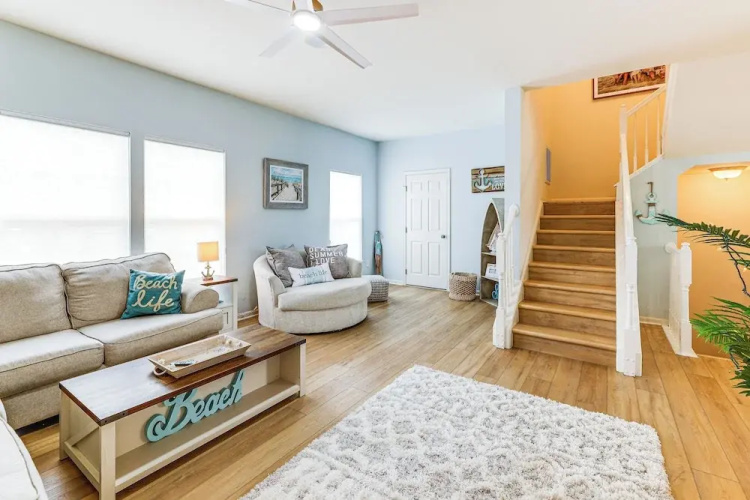 Bikes, Kayaks, Pool: Getaway 3 Mi to Bethany Beach