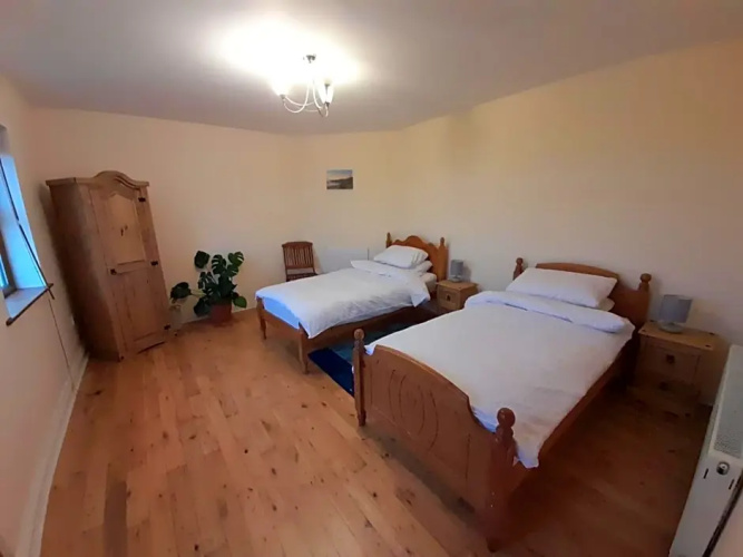 Cle-andra Bay Lodge