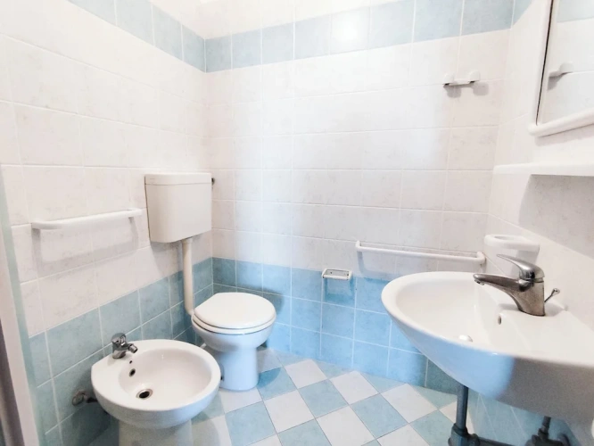 1 Bedroom Apartment with balcony and with city view