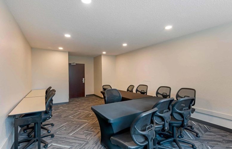 Extended Stay America Orange County Cypress photo 16