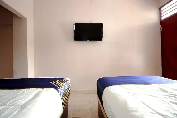 Economy Twin room
