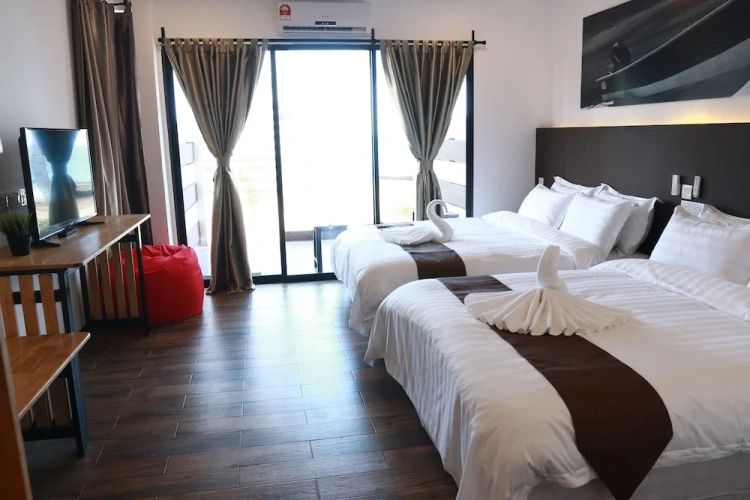 Deluxe Family room with balcony