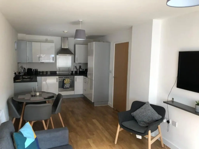 1 Bedroom Apartment