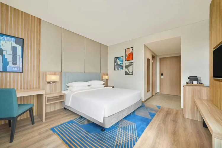 Superior Double room with city view