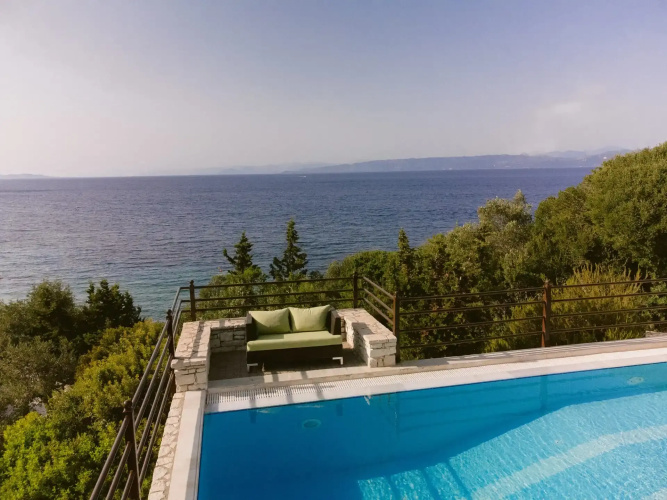 Anassa Mare