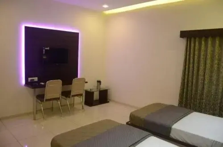 Hotel Darshan Inn
