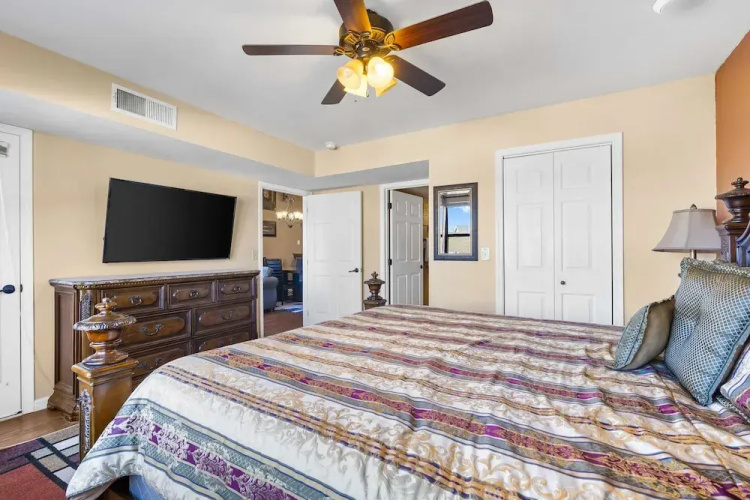 Branson Blessing Condo for 8!