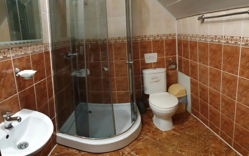 Suite with mountain view