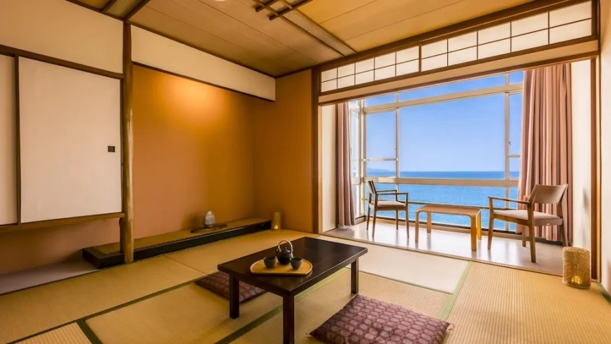 Economy room
