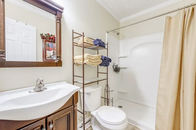 3 Bedrooms Cottage