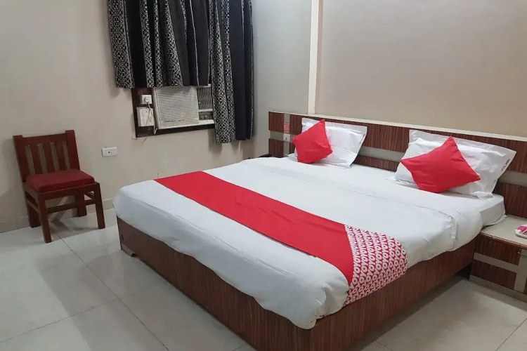 Hotel Anand By OYO Rooms
