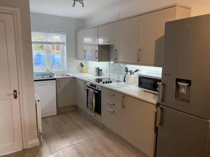 2 Bedrooms Cottage