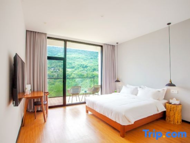 Standard room with balcony