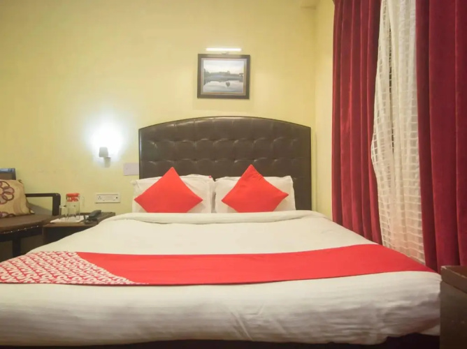 Hotel Sandrup by OYO Rooms