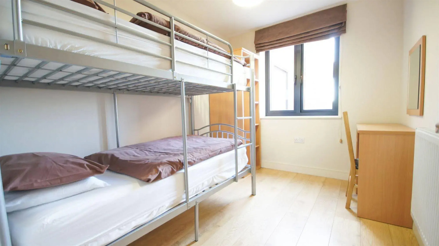Crompton House Apartments