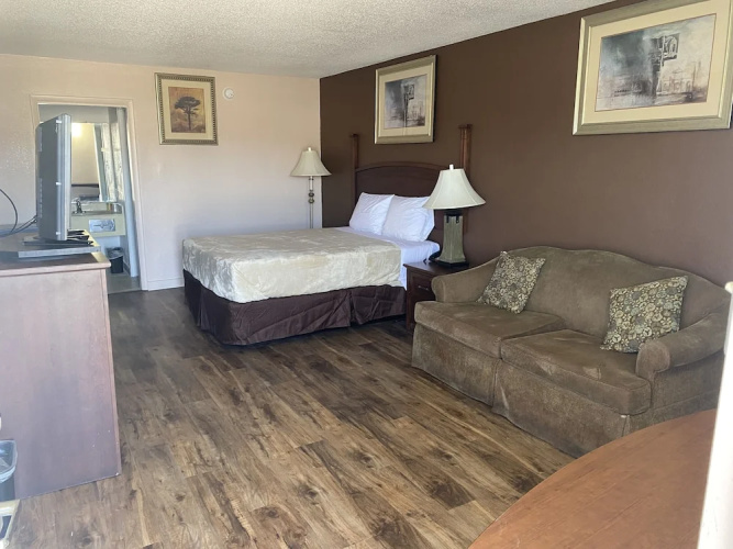 Luxury Inn