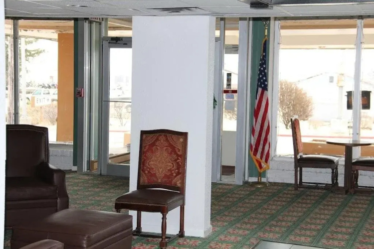 Freeport Plaza Hotel
