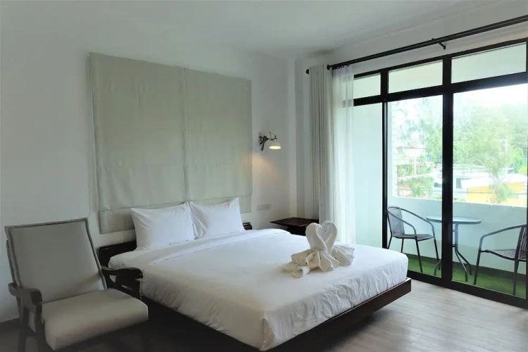 Standard room with balcony