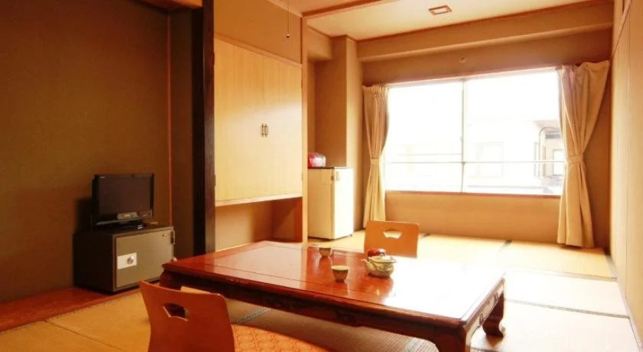 Hotel Uzuraya