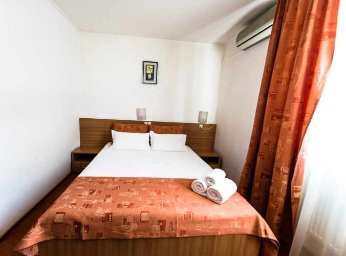 Hotel Est