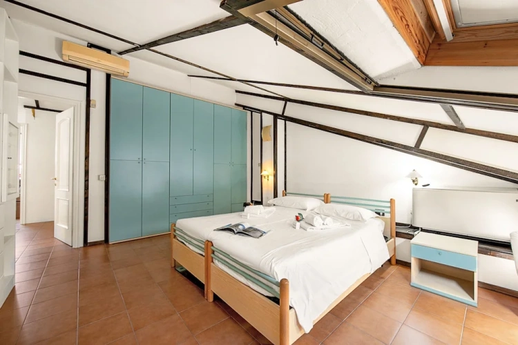 3 Bedrooms Family Apartment with sea view