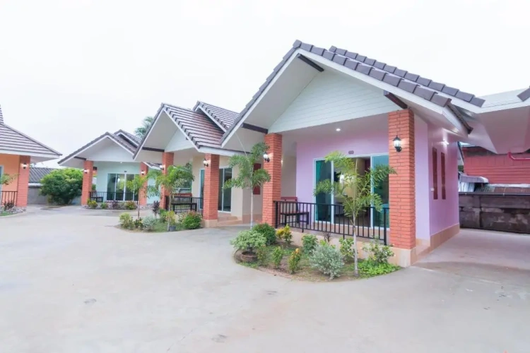 Family Bungalow with balcony