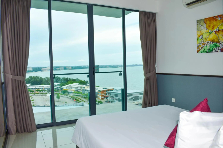 D'Wharf Hotel & Serviced Residence