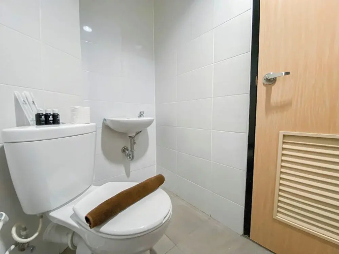 Modern Look and Homey Studio Apartment The Alton
