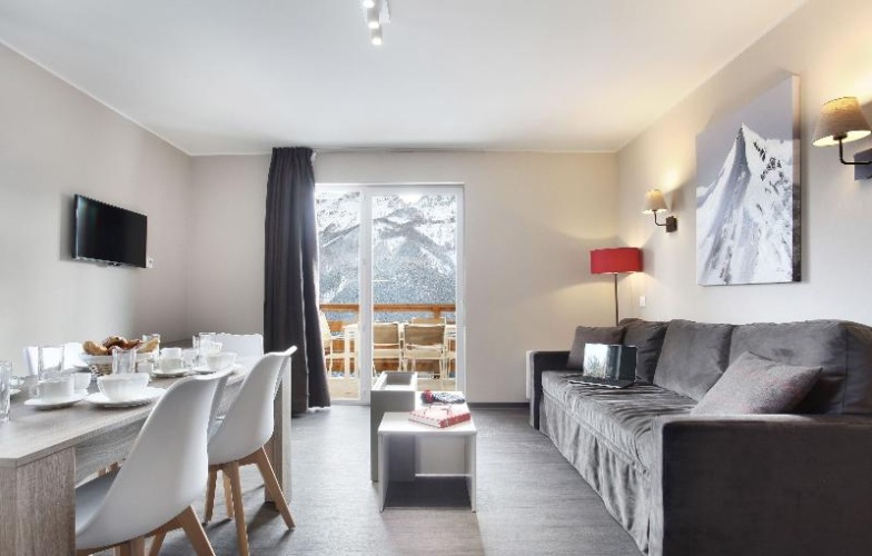 2 Bedrooms Superior Apartment with balcony