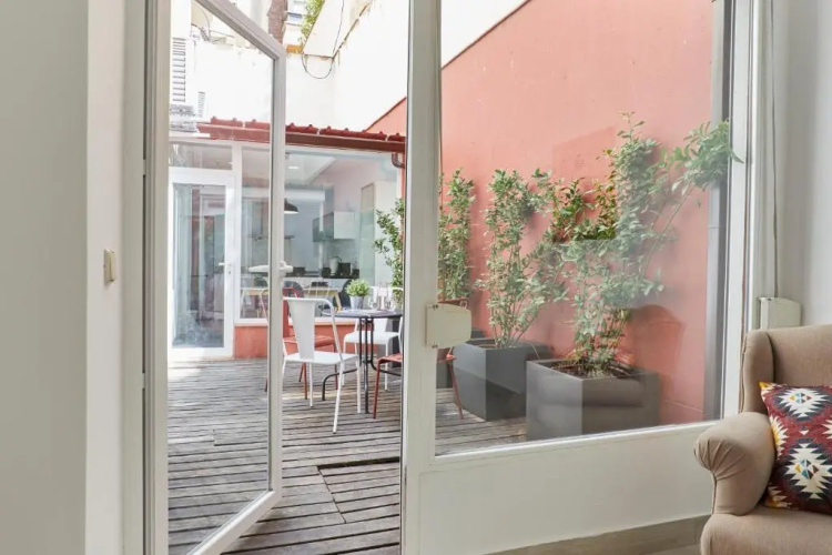 LEEWAYS APARTMENT in VELÁZQUEZ