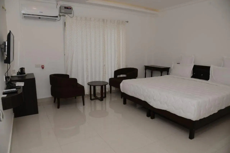 Hotel RR Grand
