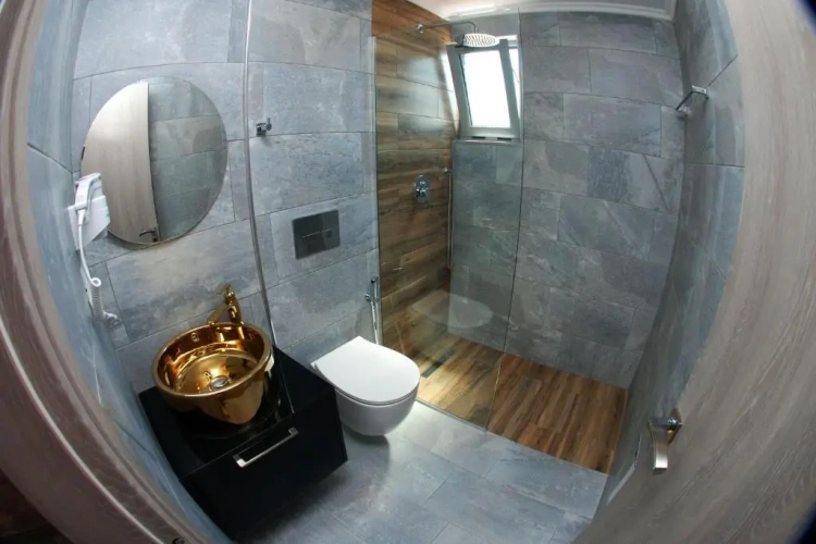 Standard Triple room with balcony