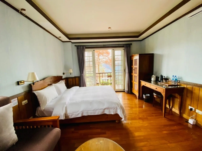 Deluxe Double room with balcony