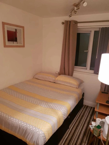 139 Breckside Park Guest House
