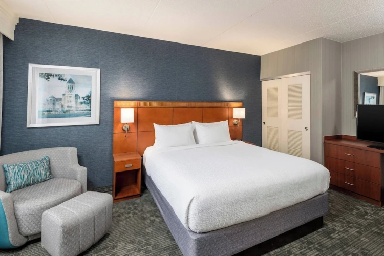 1 Bedroom Suite