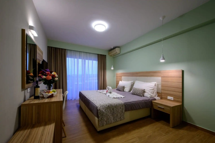 Superior Twin room with garden view