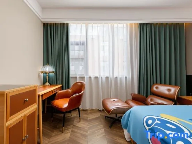 Deluxe Double Family Suite