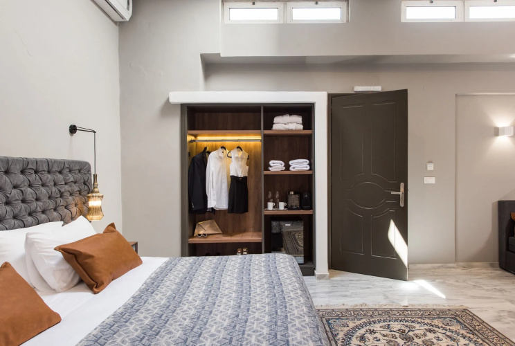 Minaret Suites & Apartments