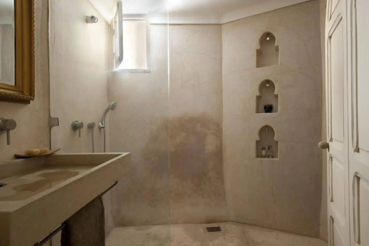 Riad Anata