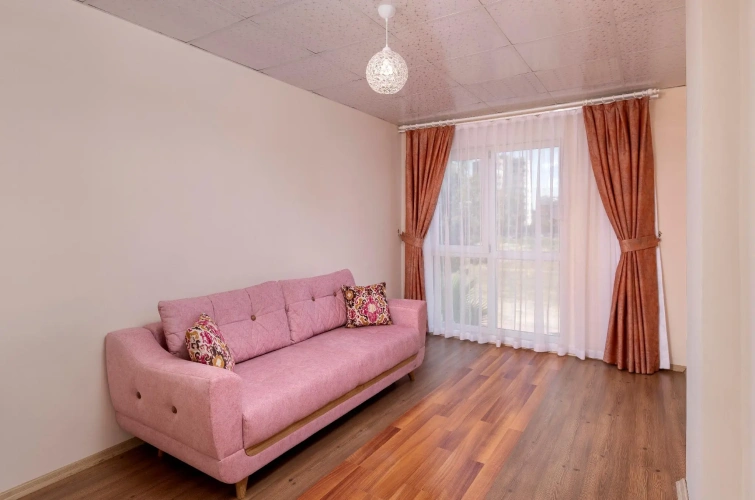3 Bedrooms Apartment