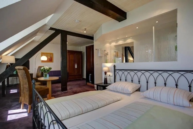 Standard Family room