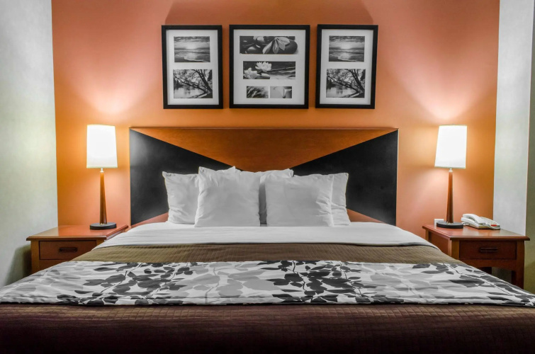 Sleep Inn & Suites Ronks - Lancaster Area