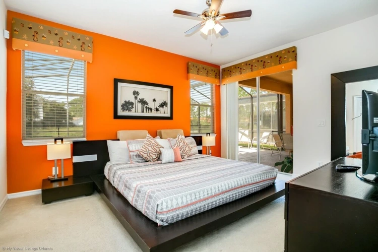 4 Bedrooms Cottage
