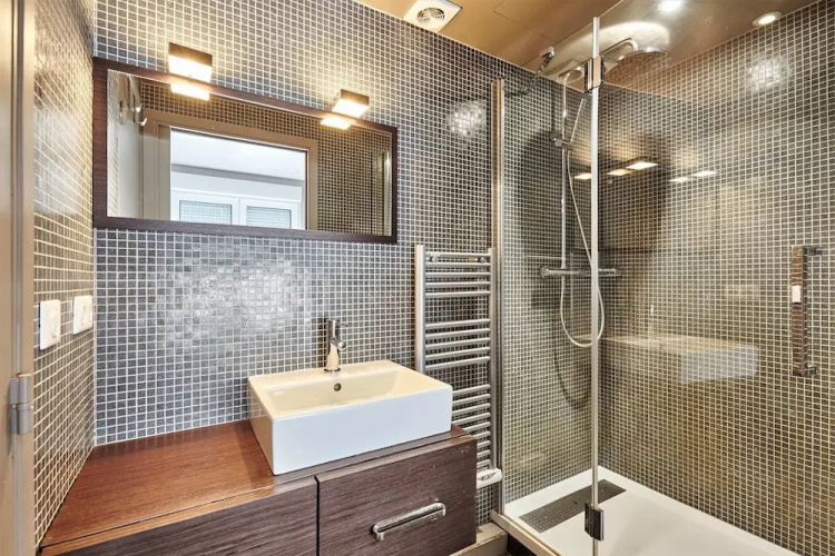 Modern 1BR Home in Batignolles